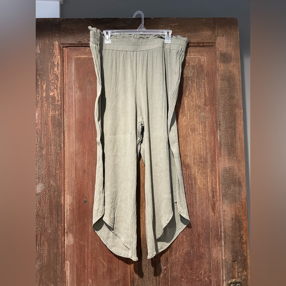 Lot of wide leg pants XL
